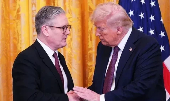 Tramp Britaniya Baş nazirini sərt tənqid edib