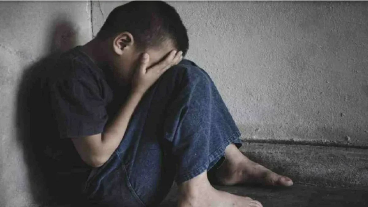 Baba nəvəsini yumruqladı: "Əsəblərimə hakim ola bilmədim"