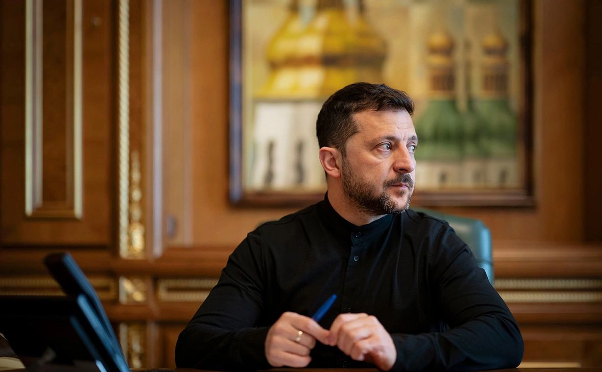 KİV: Zelenski ABŞ rəsmiləri ilə danışıqlar aparıb