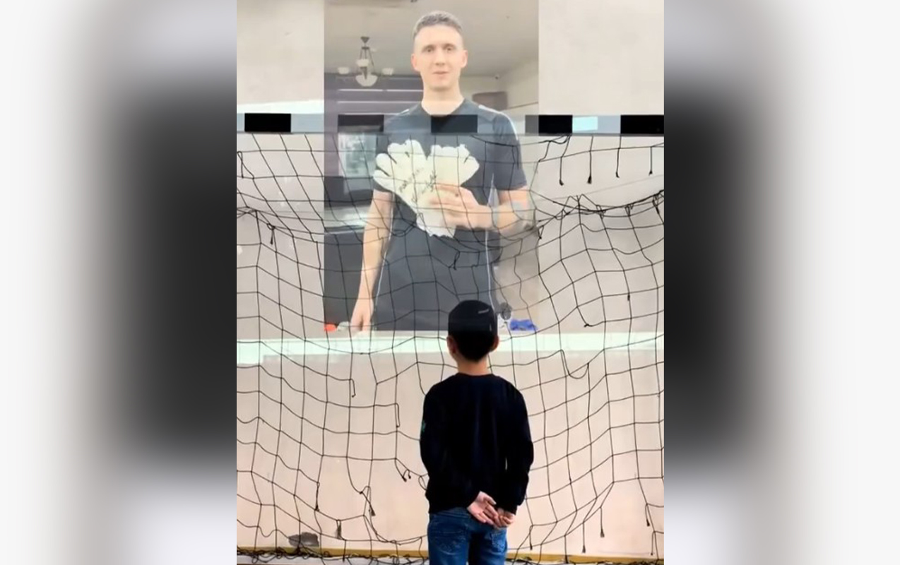 "Qarabağ" futbolçuları məktəbliləri sevindirdi - VİDEO