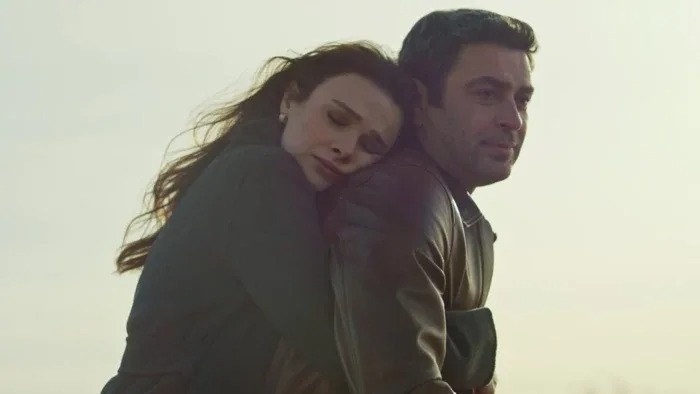 “Uzak Şehir”də şok ayrılıq