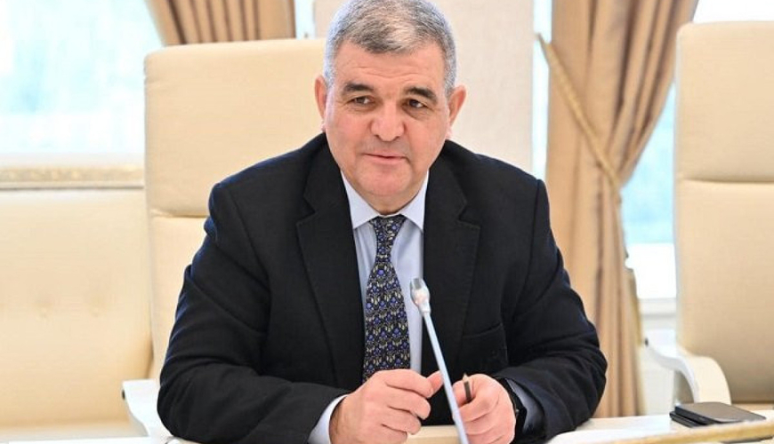 Fazil Mustafa baba oldu