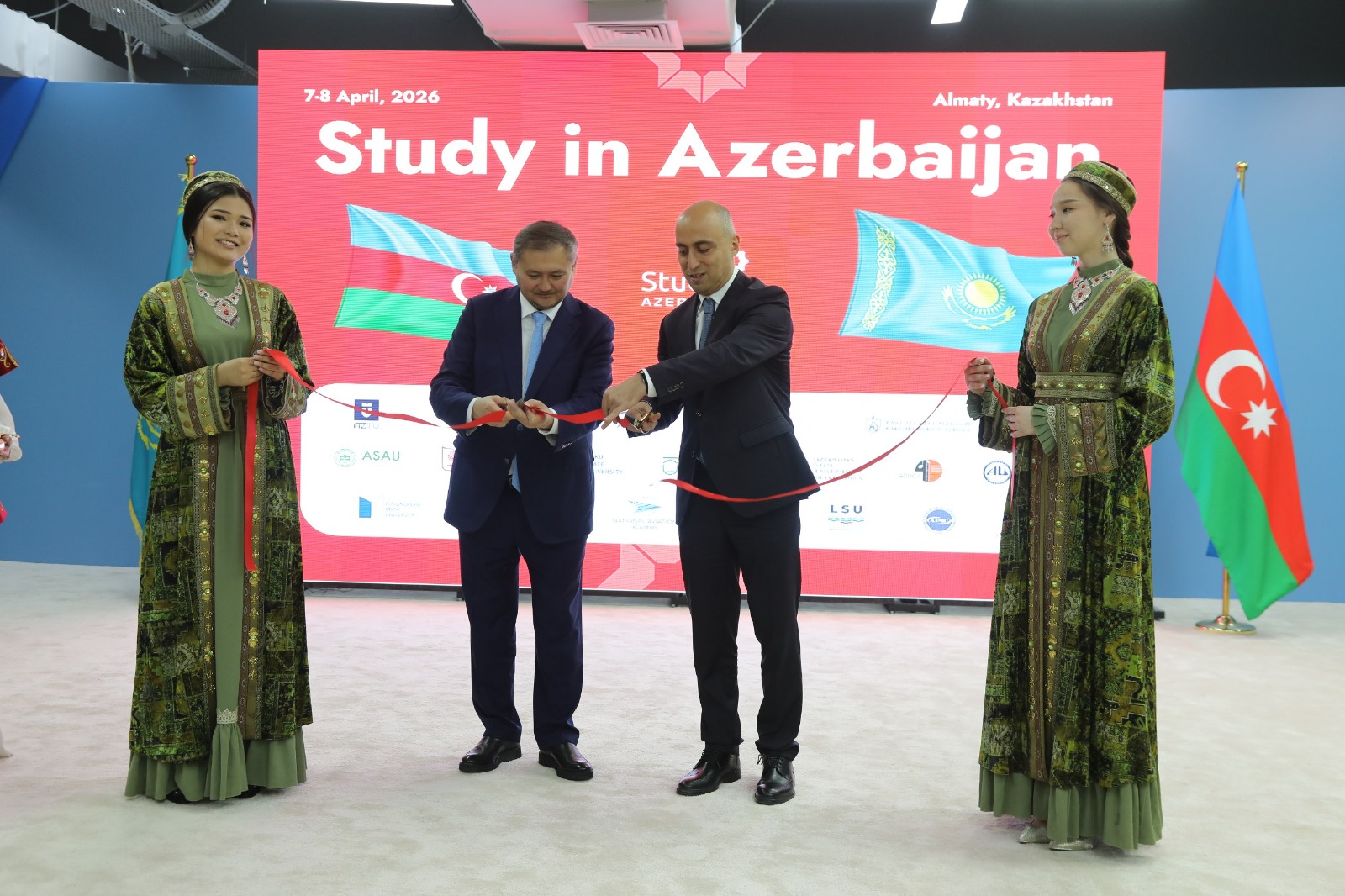 Qazaxıstanda “Study in Azerbaijan” təhsil sərgisinin açılışı baş tutub