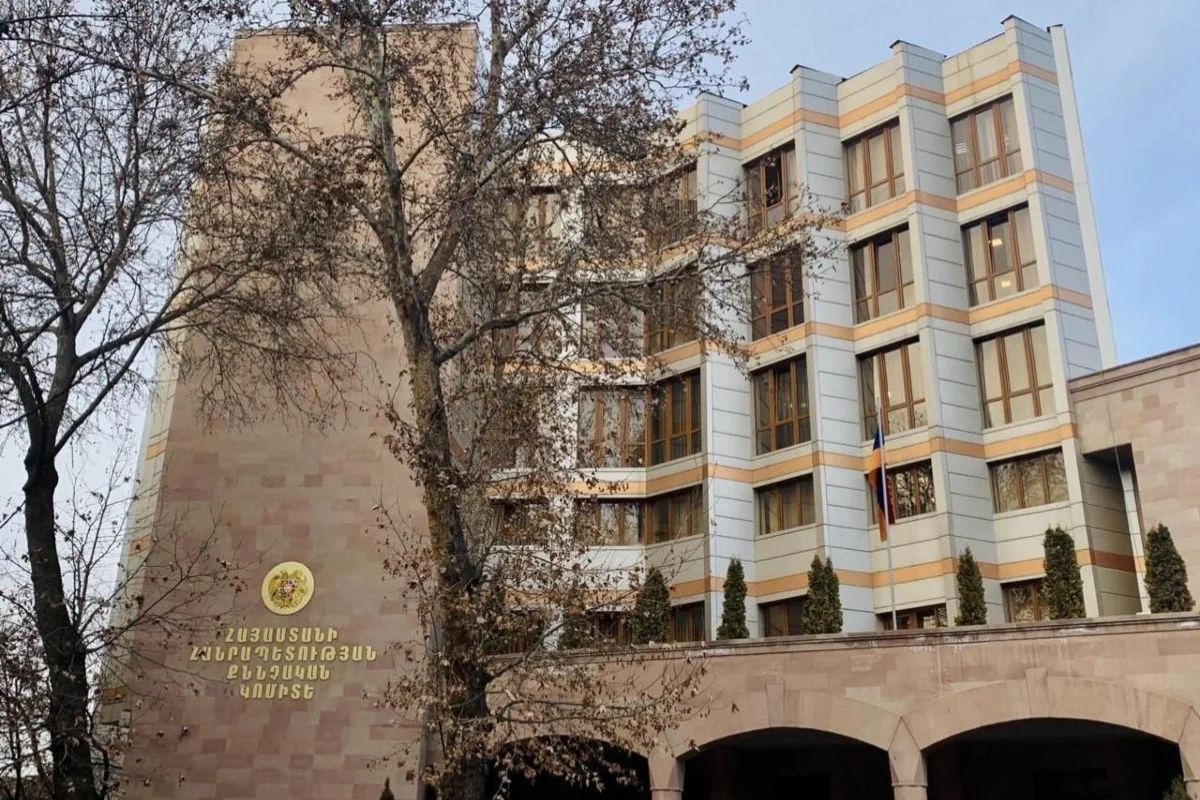 Ermənistan İqtisadiyyat Nazirliyində atəş açılıb: Yaralanan var