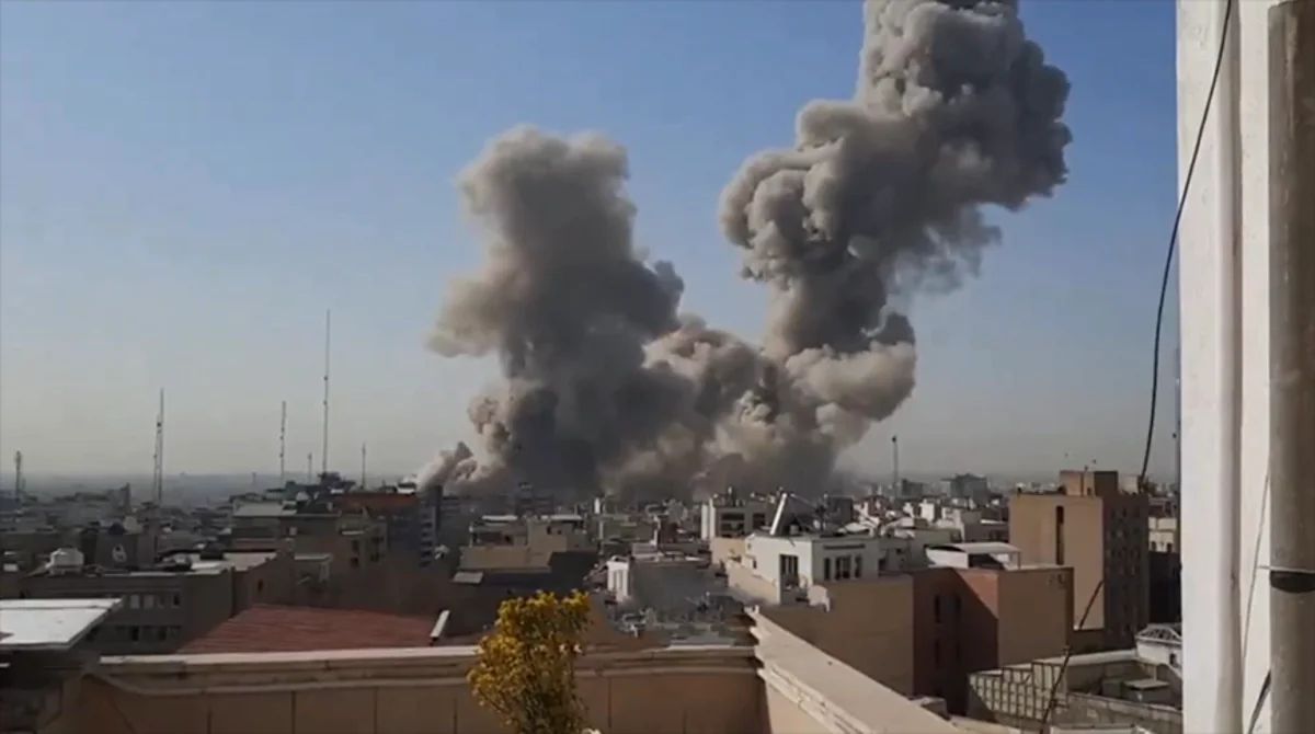 İranın ən böyük uran emalı müəssisələrindən biri bombalanıb