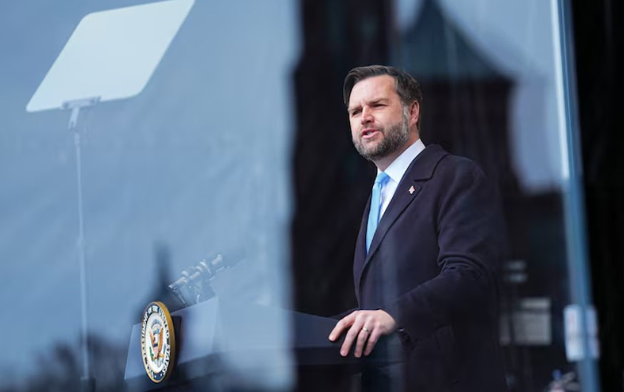 Vens: ABŞ İranın Hörmüzü açmağa razılıq verməsindən sonra atəşkəsə razılaşıb