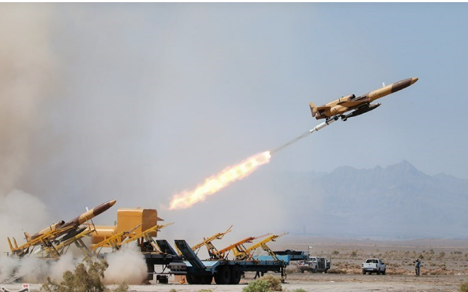 İran BƏƏ və Küveytə PUA-larla zərbə endirib