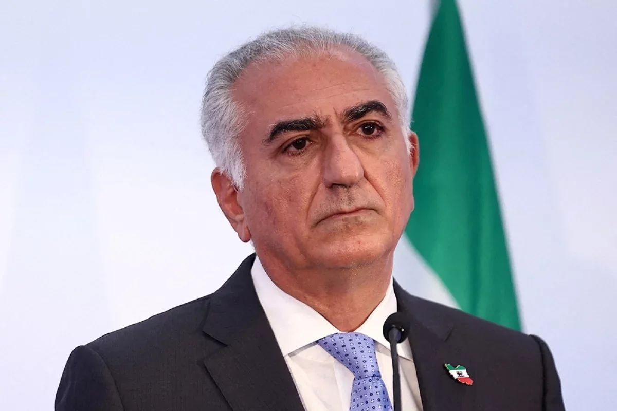 Rza Pəhləvi "Instagram"da Tramp və Netanyahunu izləmədən çıxarıb