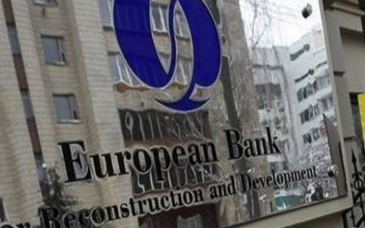 AYİB Azərbaycan və region ölkələrinə 5 milyard avro ayıracaq