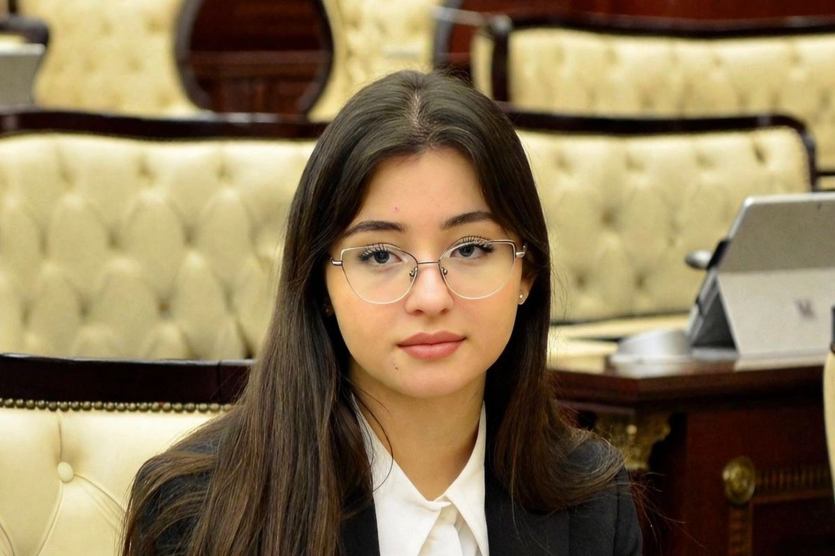 Azərbaycanlı tələbə Oksford Universitetinə qəbul olub