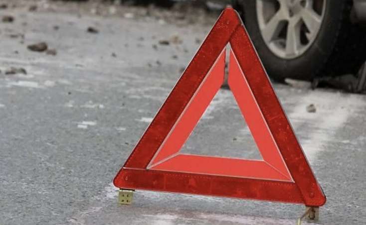 İki maşın toqquşdu - Yaralılar var