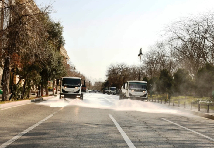 Bu gün Bakıda 550 küçə yuyulub