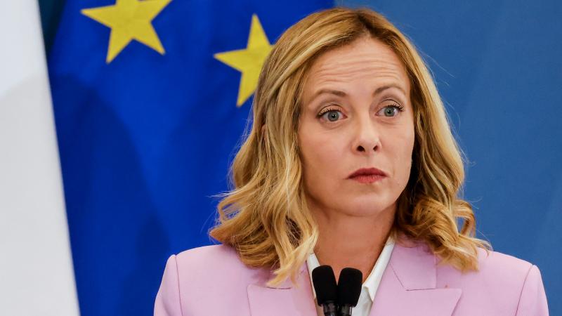Meloni: İsraillə müdafiə müqavilələrinin avtomatik yenilənməsi dayandırılıb