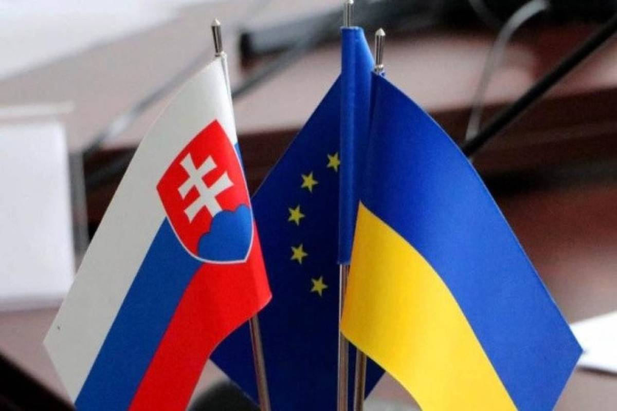 Slovakiya Ukraynaya 90 milyard avroluq kreditin verilməsinə dair mövqeyini bildirdi