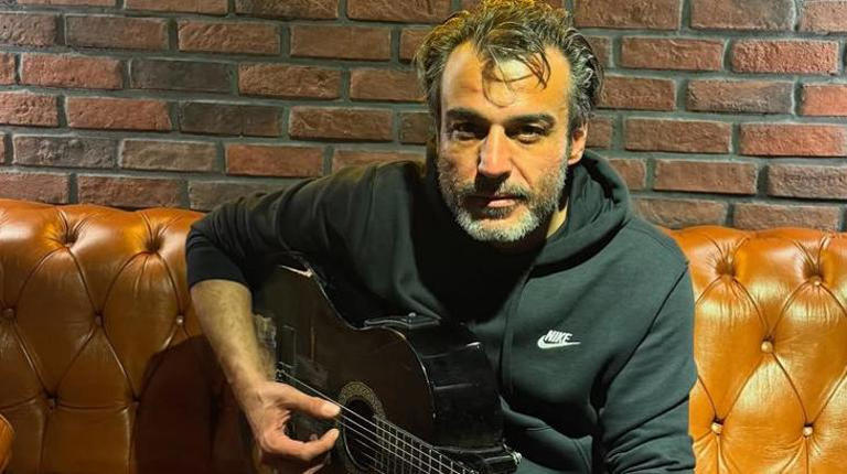 Məşhur müğənni reanimasiyaya yerləşdirildi - Vəziyyəti ağırdır