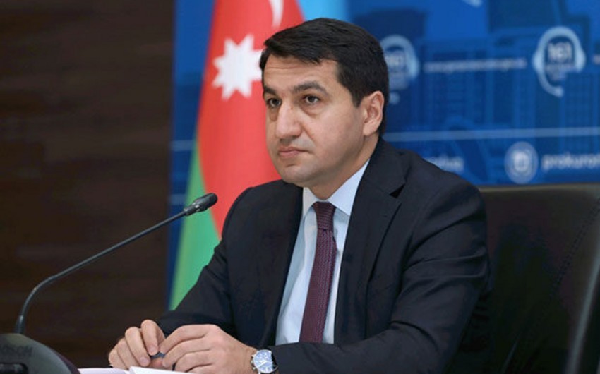 Hikmət Hacıyev: Ermənistan Konstitusiyasında ərazi iddialarına son qoyulduqdan sonra sülh sazişi imzalana bilər
