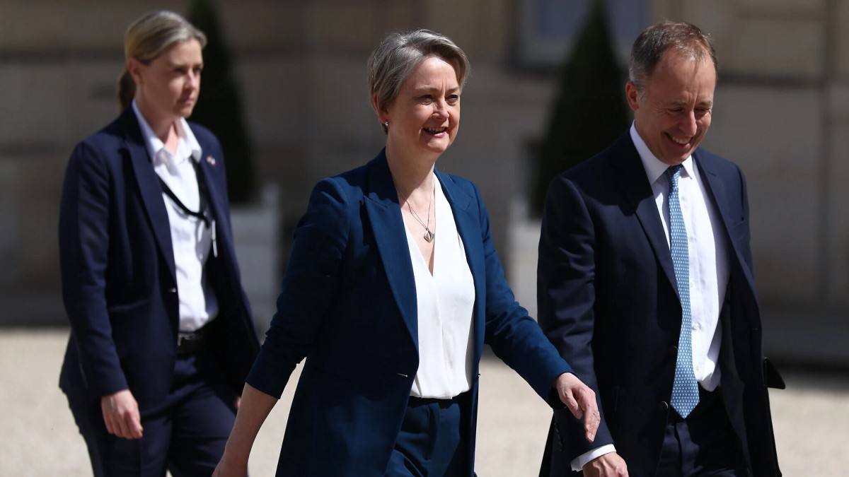 Britaniya XİN rəhbəri Hörmüz boğazı ilə bağlı İrana çağırış edib