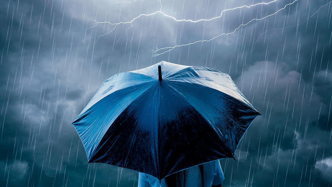 Sabah Bakıda yağış yağacaq, şimşək çaxacaq