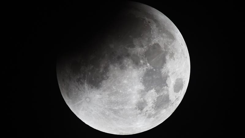 Çin Ayda iki yeni mineral kəşf etdi