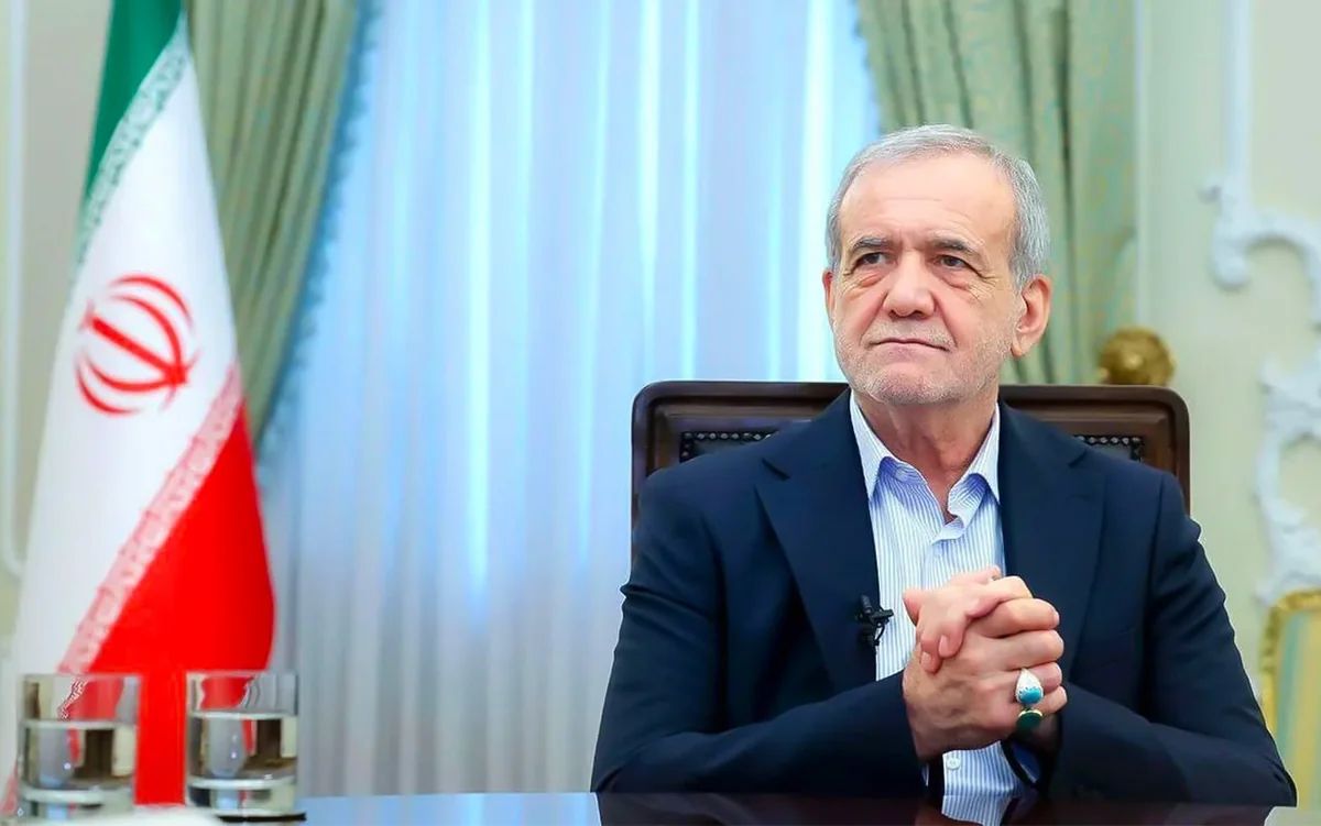 Pezeşkian 30 milyon könüllüdən kömək istəyib