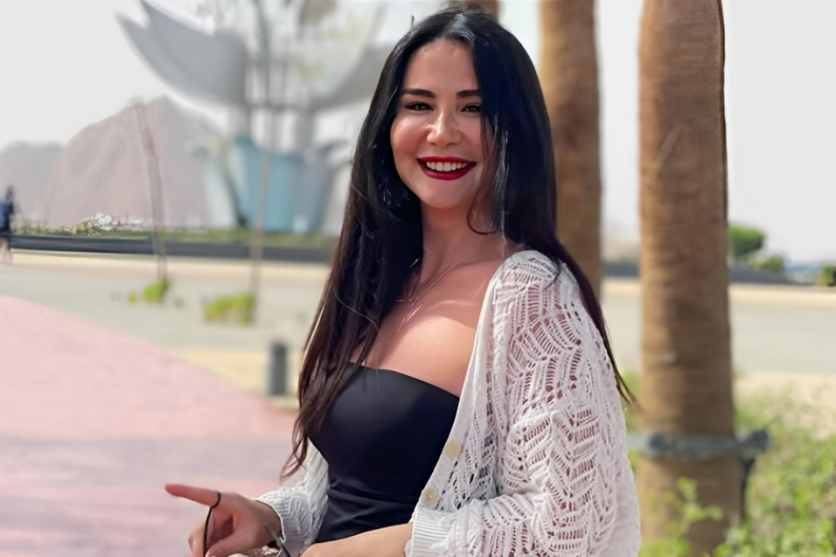 "Anam yaşındasan, ayıb olsun" - FOTO