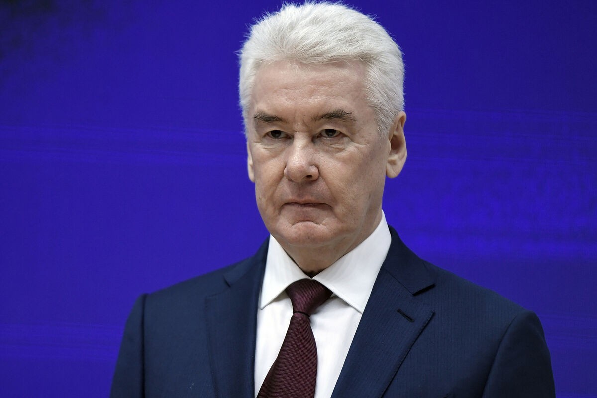 Sobyanin: “Moskvaya doğru uçan pilotsuz uçuş aparatı vurulub”