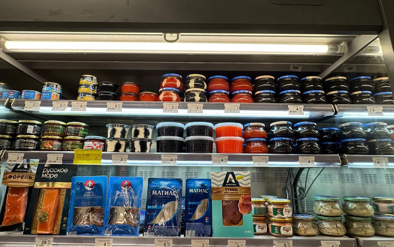 “Keşlə Bazarı”nda təbii adı ilə süni kürü satılırmış - Fotolar