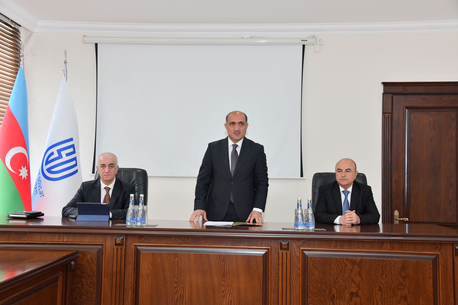 Sumqayıt Dövlət Universitetinin yeni rektoru kollektivə təqdim olundu