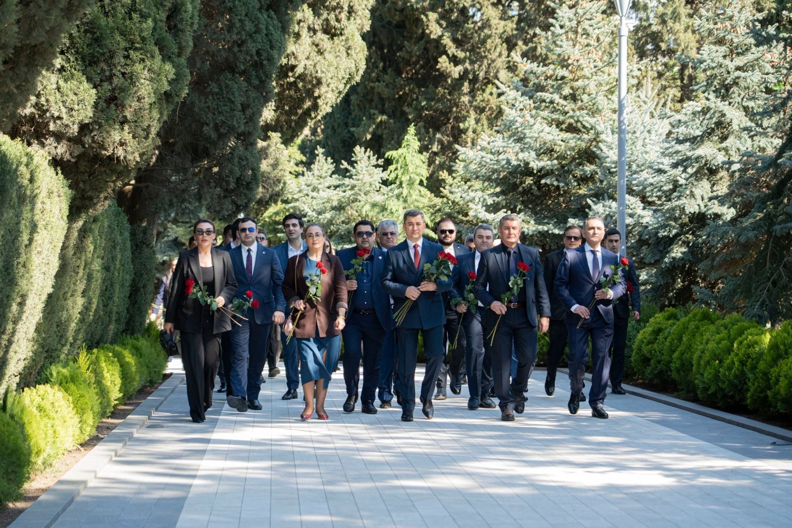 İCMA üzvləri Fəxri xiyabanı ziyarət etdilər - FOTO