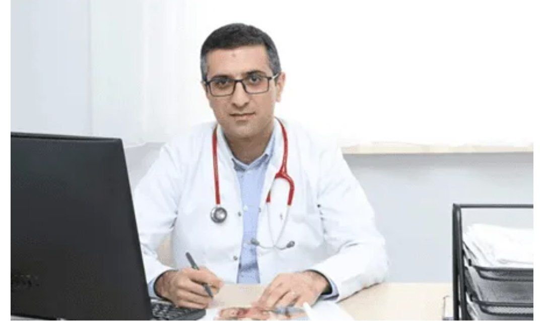 Azər Əhmədov vəzifəsindən azad edildi
