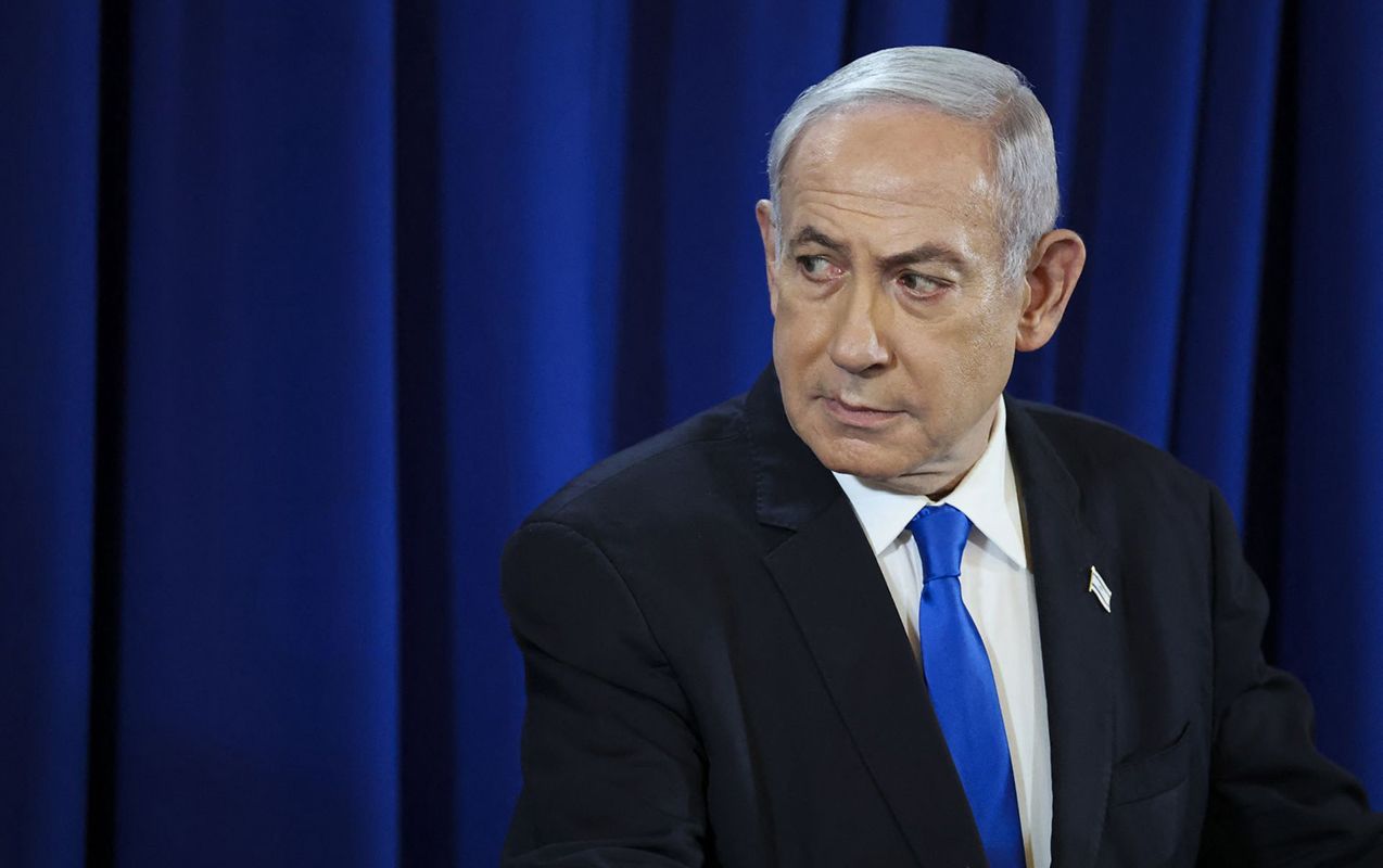 Benyamin Netanyahu BƏƏ-yə gizli gedib?