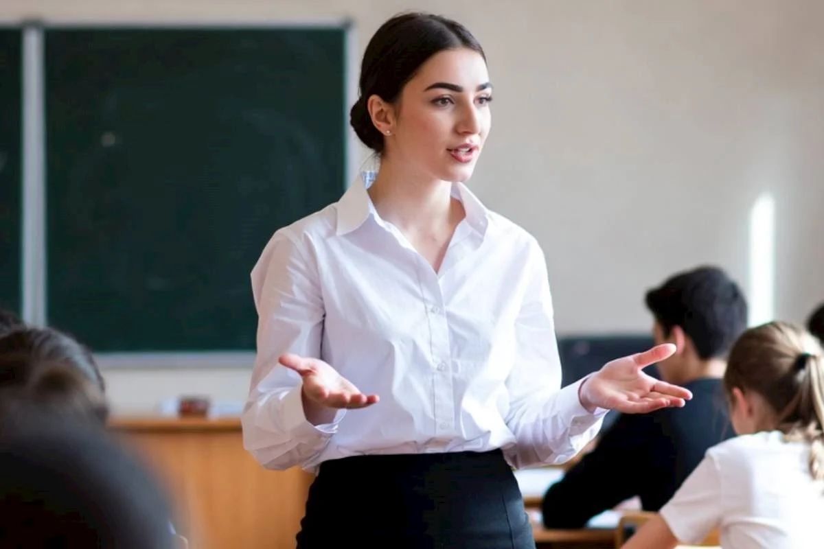 Bu yaşda uşaqlara diqqət! — Ekspertdən müəllimlərə çağırış