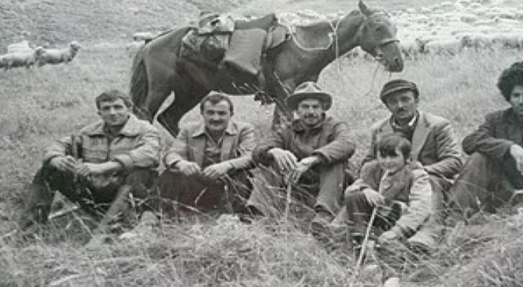 Haqqında kino çəkilən deputat vəfat etdi — FOTO