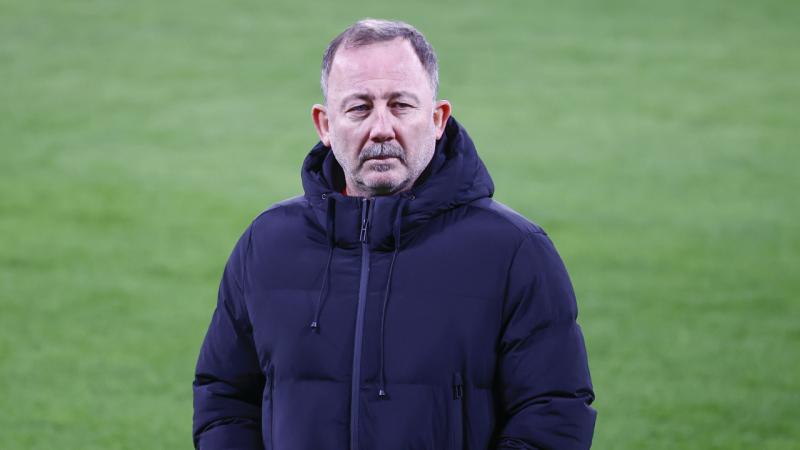 “Beşiktaş”da ayrılıq: Sergen Yalçın postundan gedir