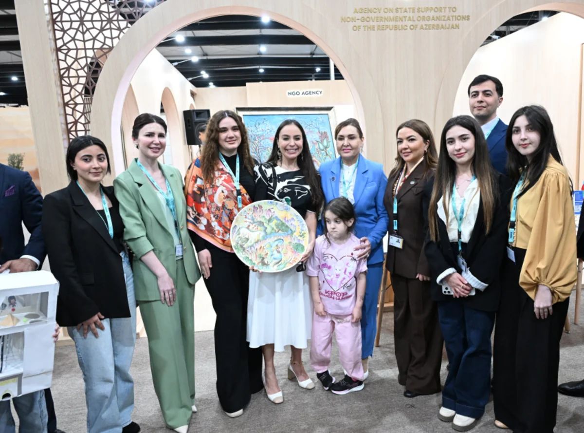 Leyla və Arzu Əliyevalar "Urban Expo" sərgisində - FOTO