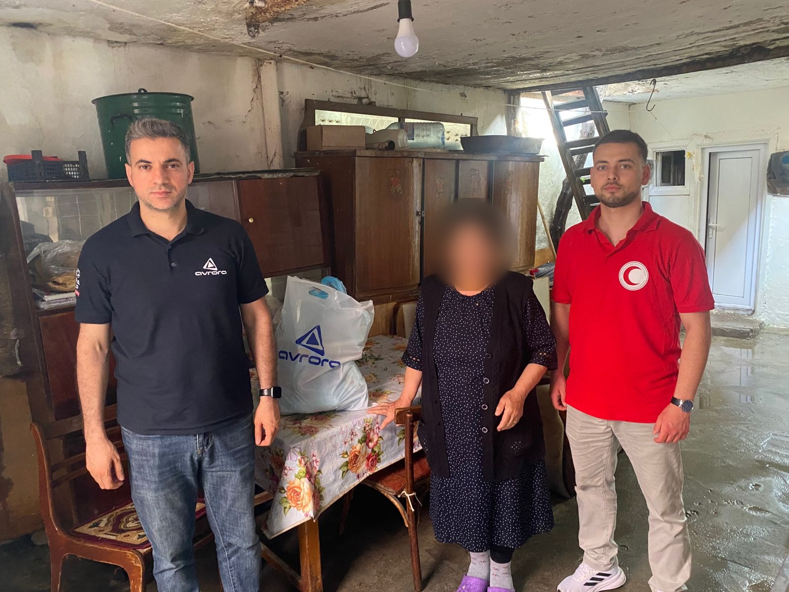“Avrora Qrup” Qurban Bayramı münasibətilə aztəminatlı ailələrə bayram sovqatı çatdırdı - FOTOLAR