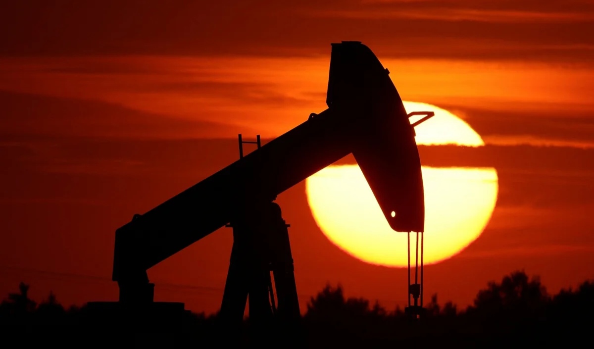 Brent" markalı neft 3 %-dən çox bahalaşıb