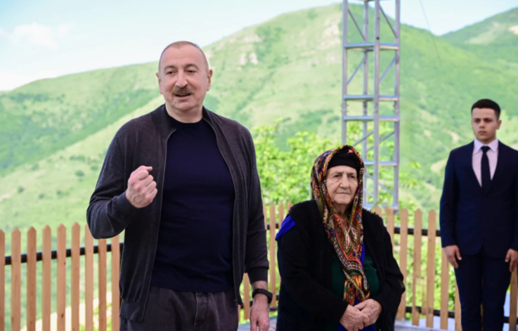 İlham Əliyev: Ətrafımızdakı müharibələrin nə ilə nəticələnəcəyini heç kim bilmir