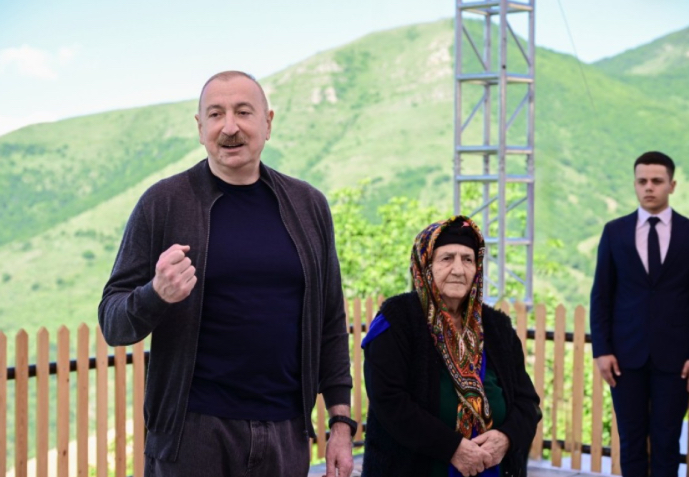 “Müharibələr yan-yörəmizi əhatə edib, hərə deyir ki, mən qalibəm”
