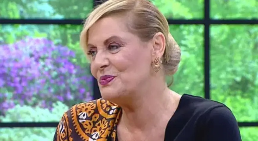 Türkiyəli məşhur müğənnidən Aybəniz Haşimova ilə bağlı paylaşım - FOTO