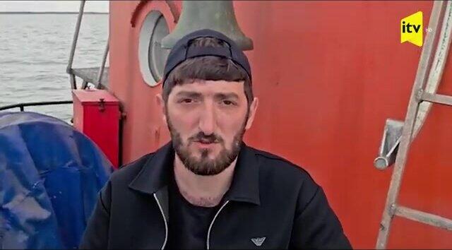 Vurulan gəmidə sağ qalan azərbaycanlı danışdı - VİDEO