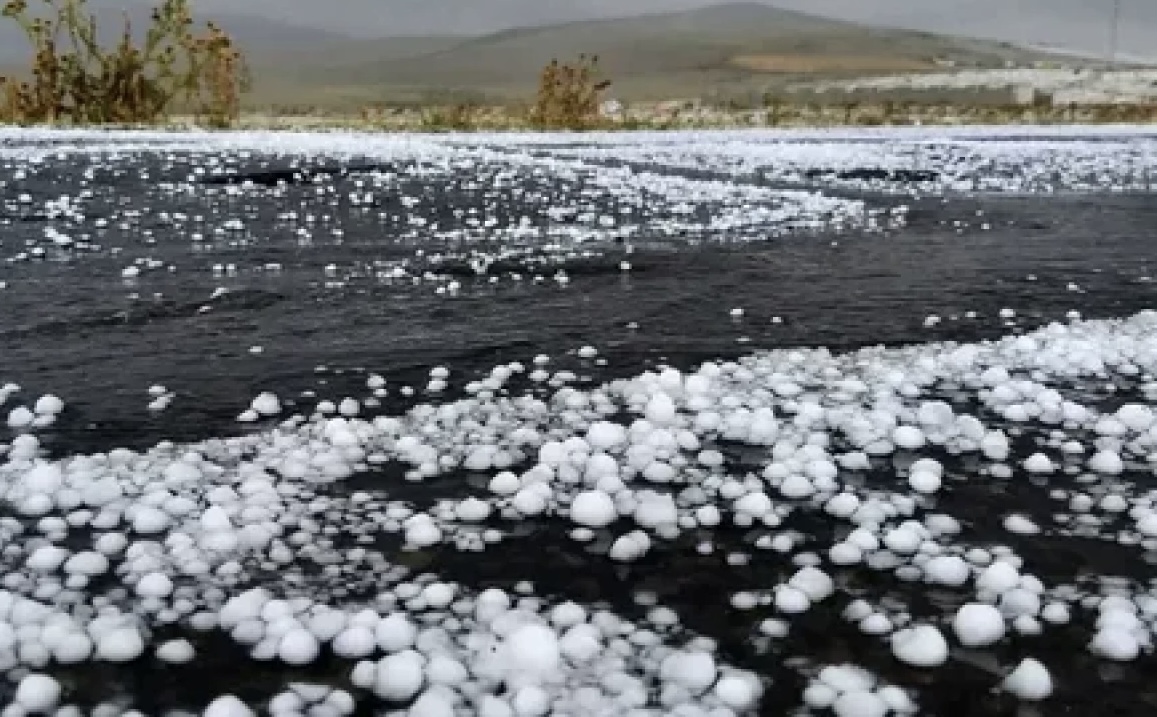 Gədəbəyə dolu düşüb - Faktiki hava
