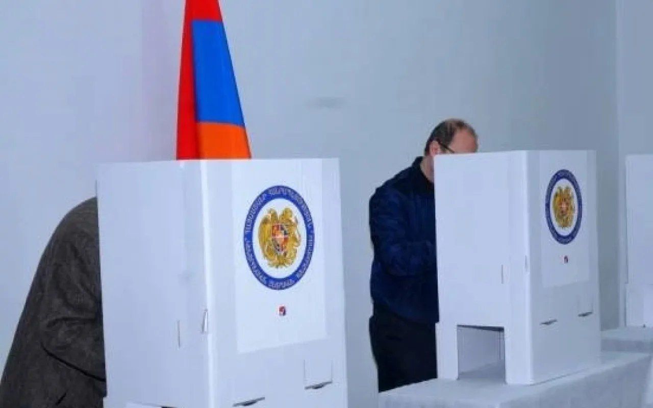 Ermənistanda seçici fəallığı açıqlandı