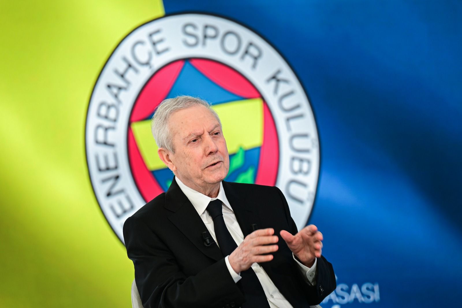 “Fənərbağça”nın prezidenti o oldu