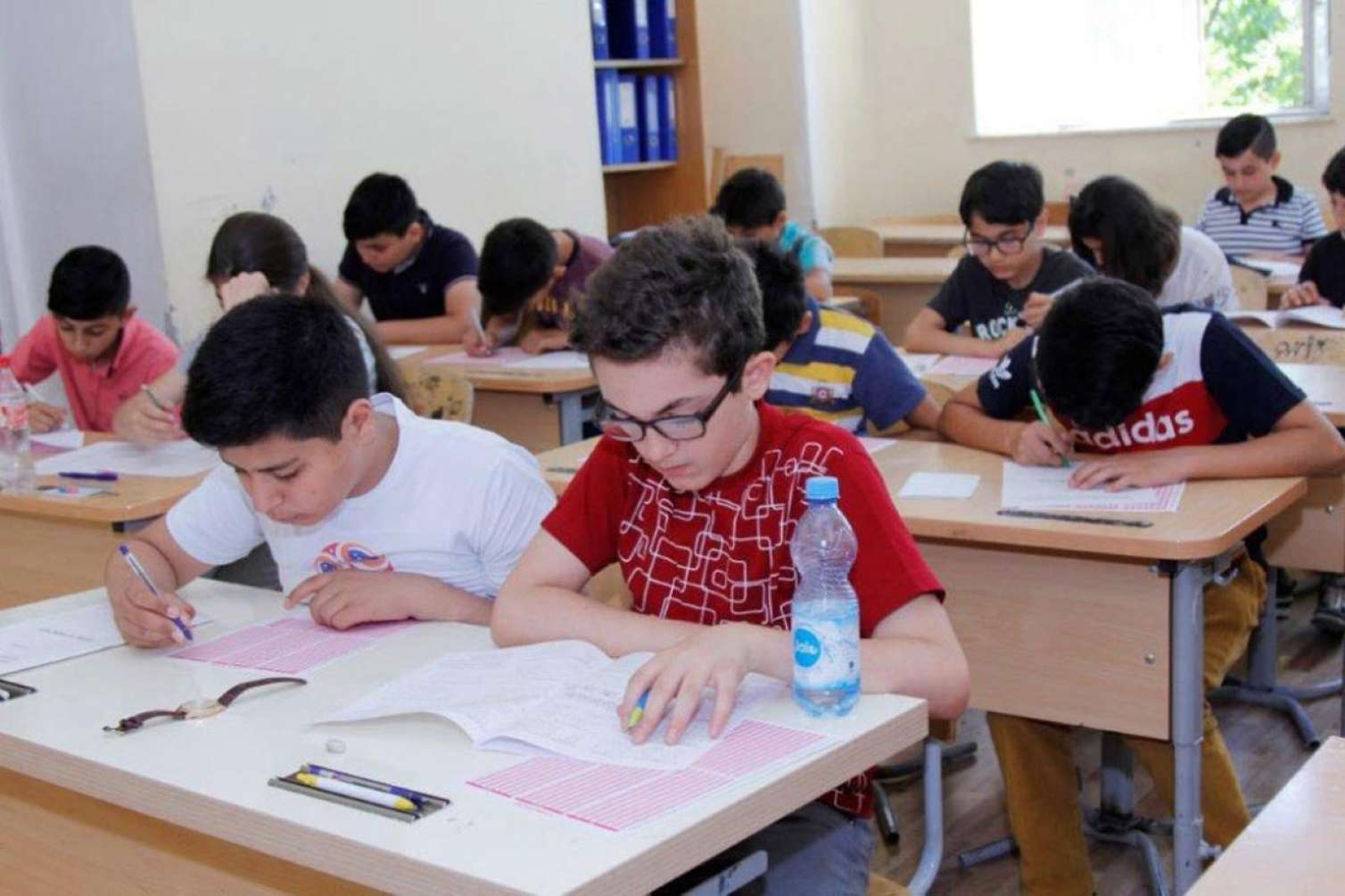 Lisey və gimnaziyalara qəbul başlayır
