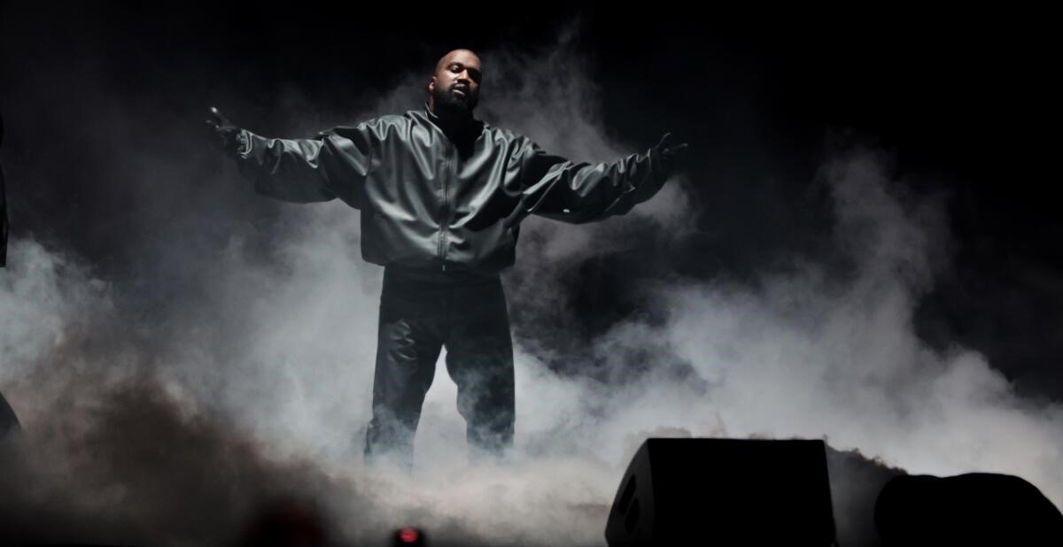 Hollandiya məhkəməsi Kanye Vestlə bağlı qərar verdi