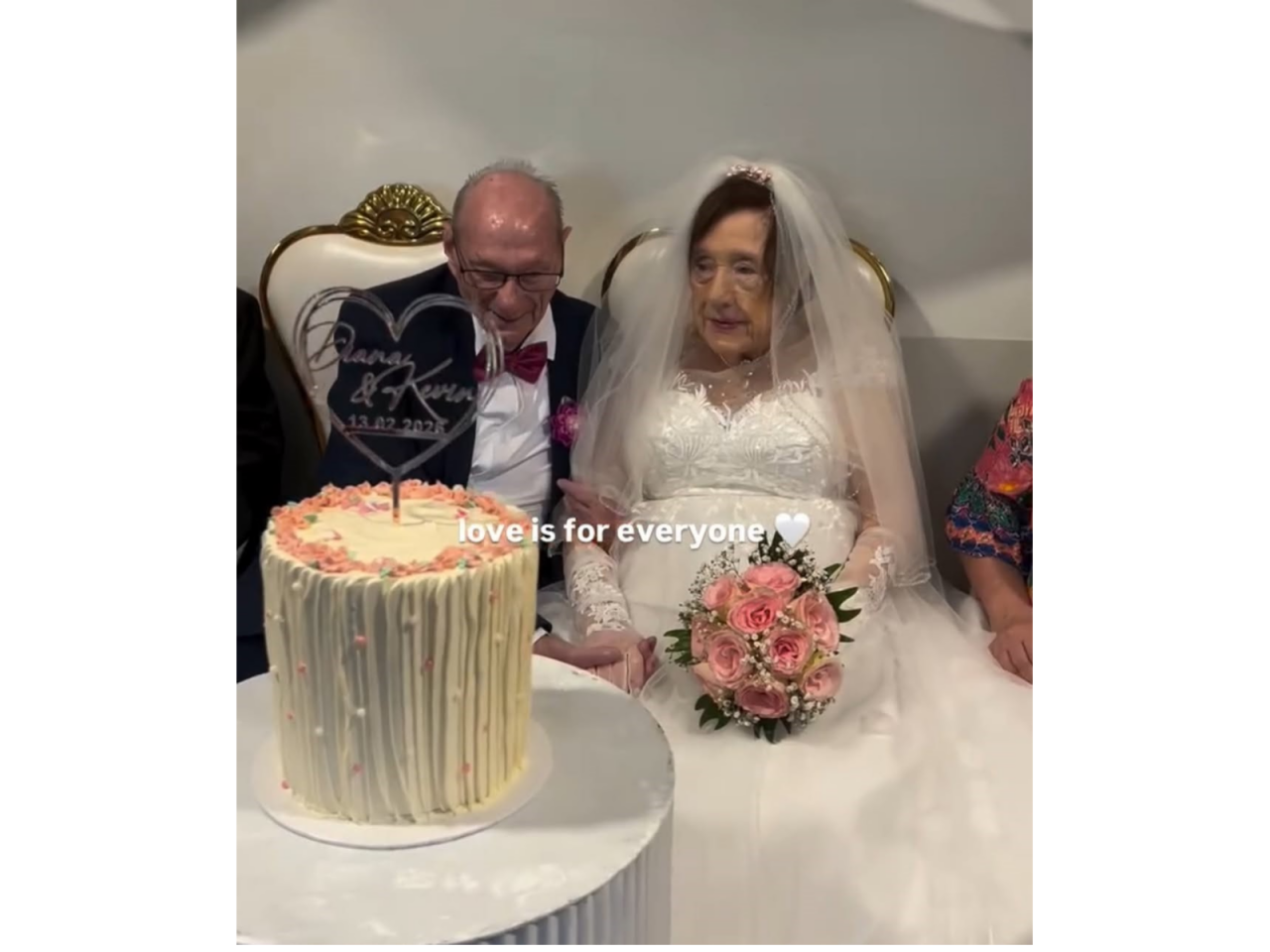 Diana və Kevin ahıl yaşında özlərinə toy etdilər