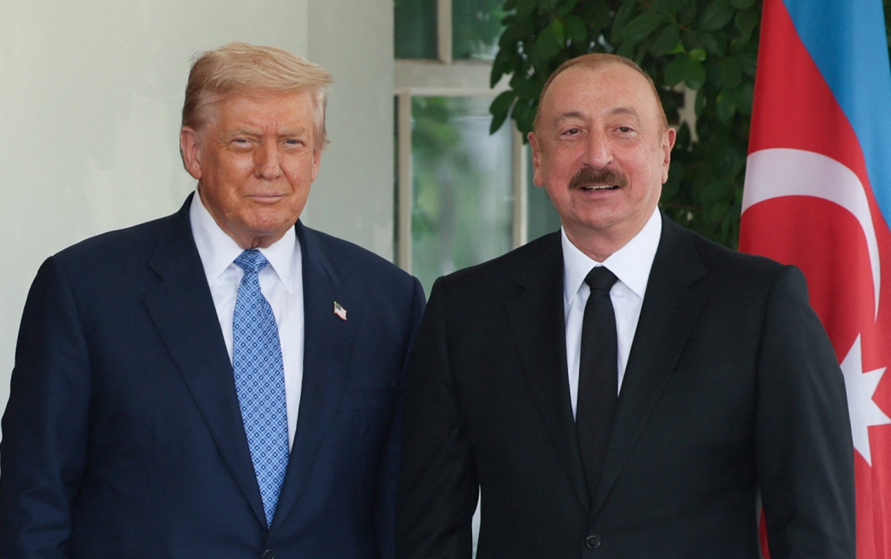 İlham Əliyev Donald Trampı təbrik edib