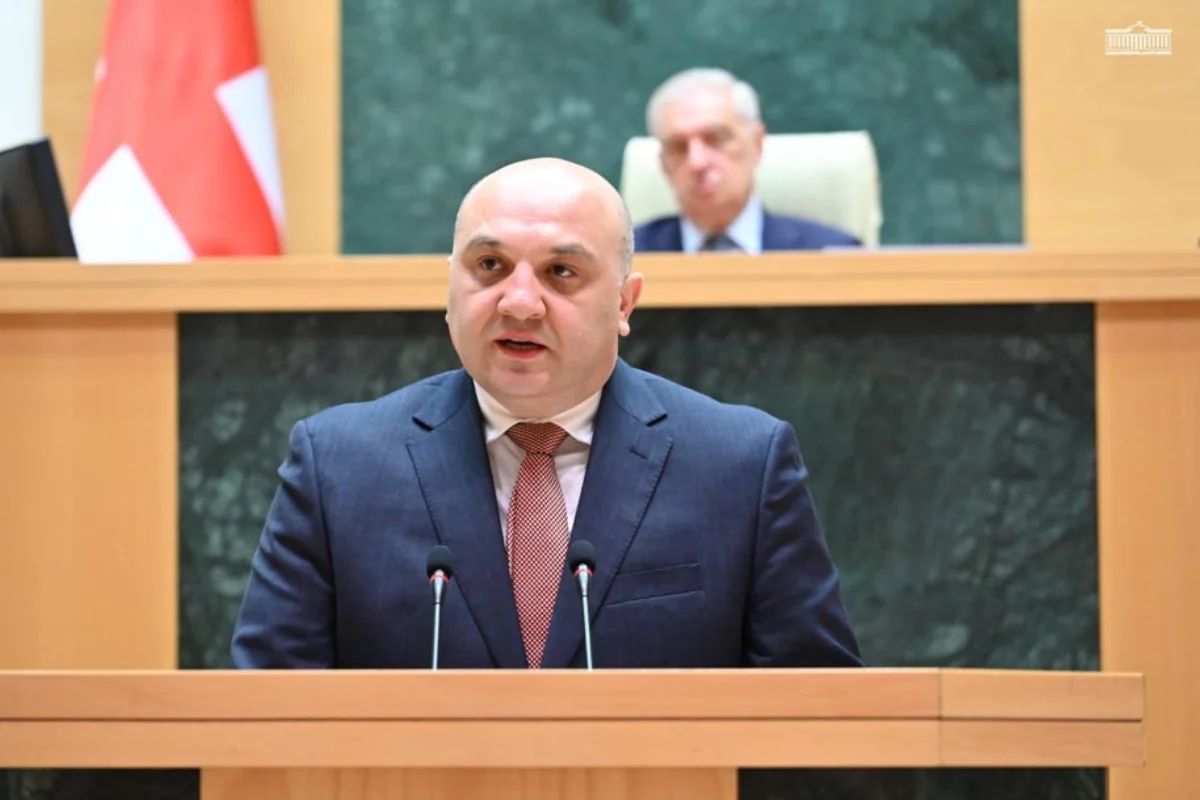 Gürcüstanda əcnəbi tələbələrə qarşı qaydalar sərtləşdirilir