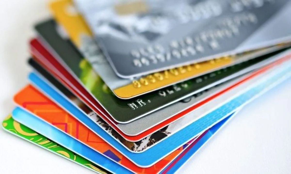 Kartlardan vəsaitlərin silinməsi ilə bağlı Mərkəzi Bankdan açıqlama
